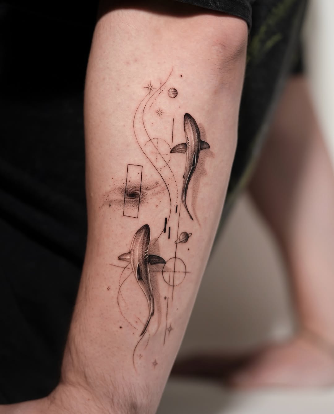 Tattoo by @digo_tattooer โ fine_line, black_and_grey