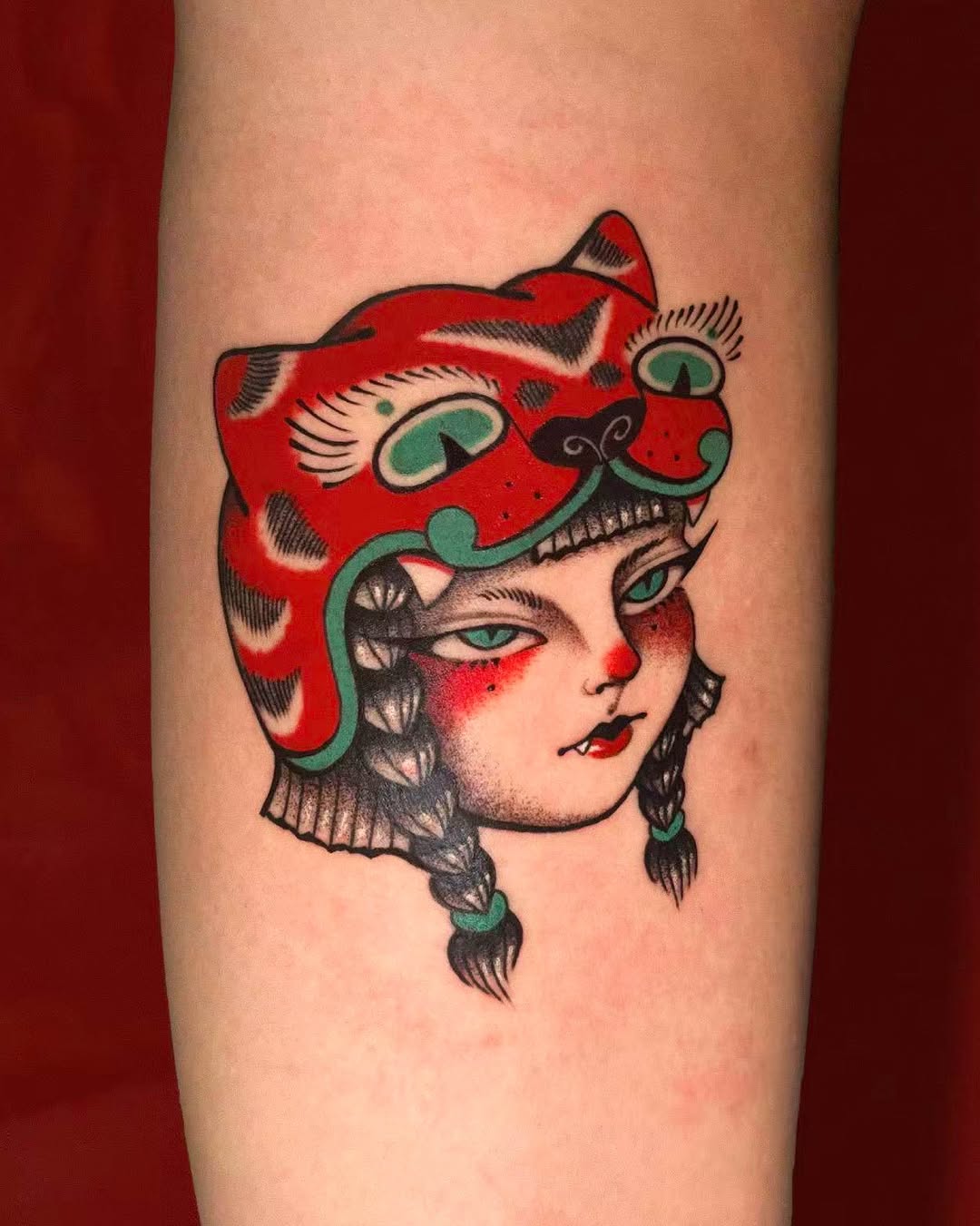 Tattoo by @dayninestattoo — neo_traditional, black_and_grey