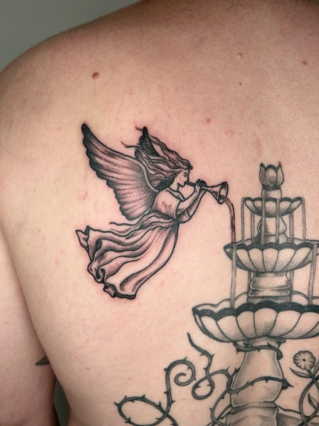 Tattoo by @adieyatty — black_and_grey, illustrative