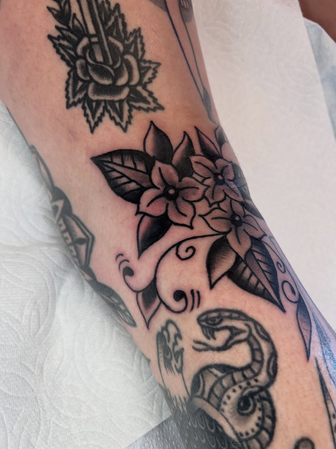 Tattoo by @gnarbunkle โ american_traditional, black_and_grey