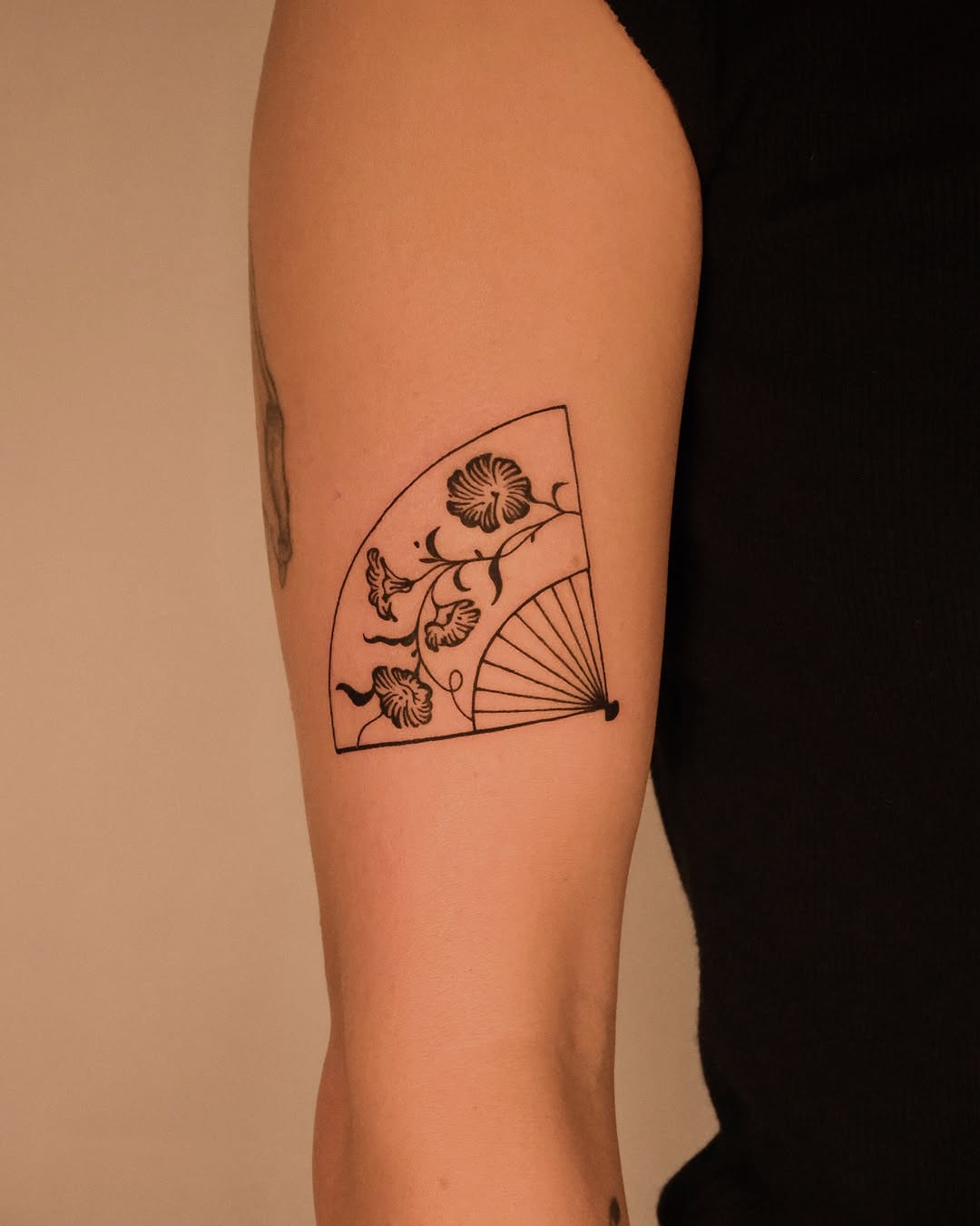 Tattoo by @wabisabi_ttt — illustrative, fine_line