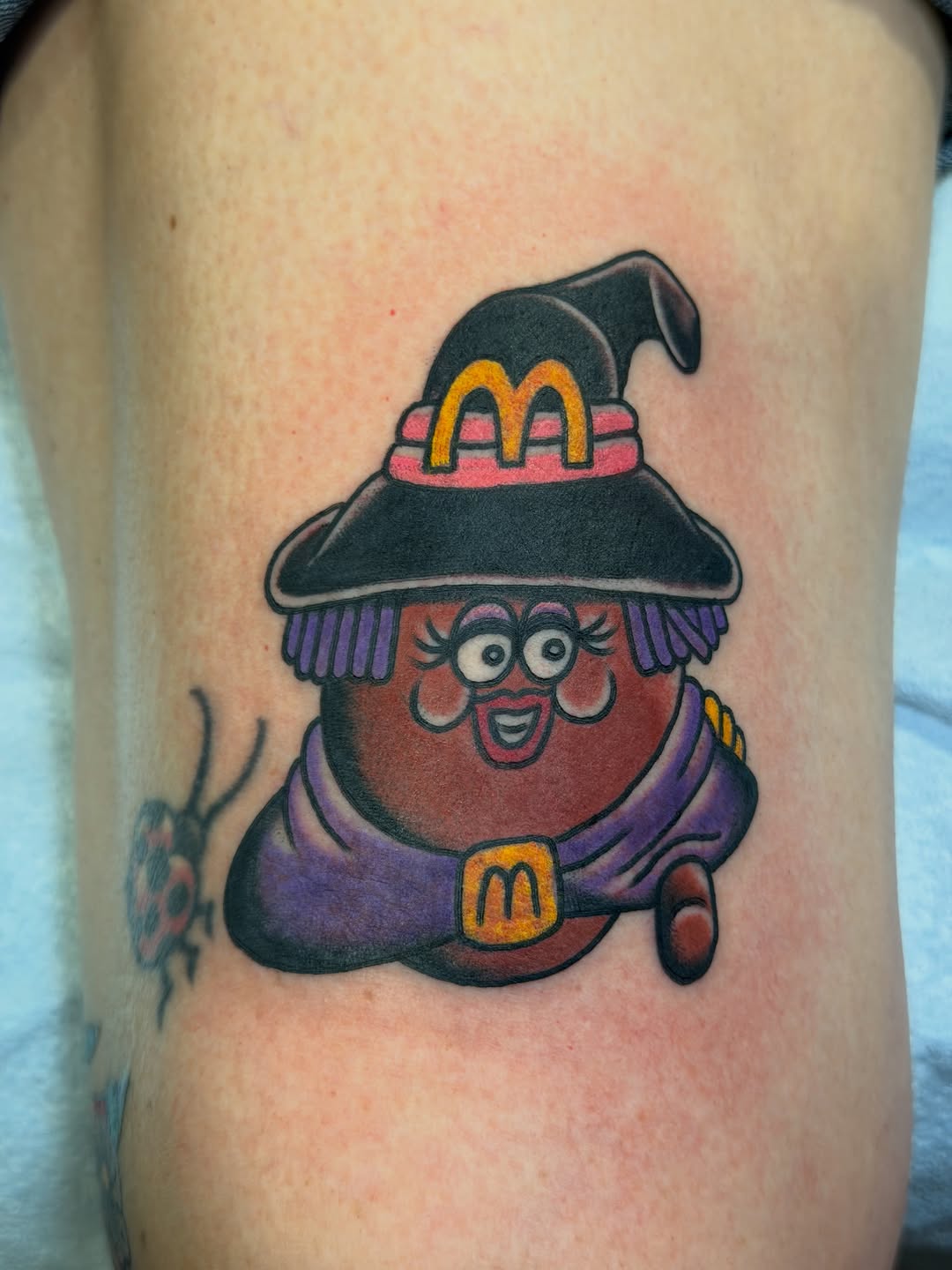 Tattoo by @brandonbeartattoos โ new_school, illustrative