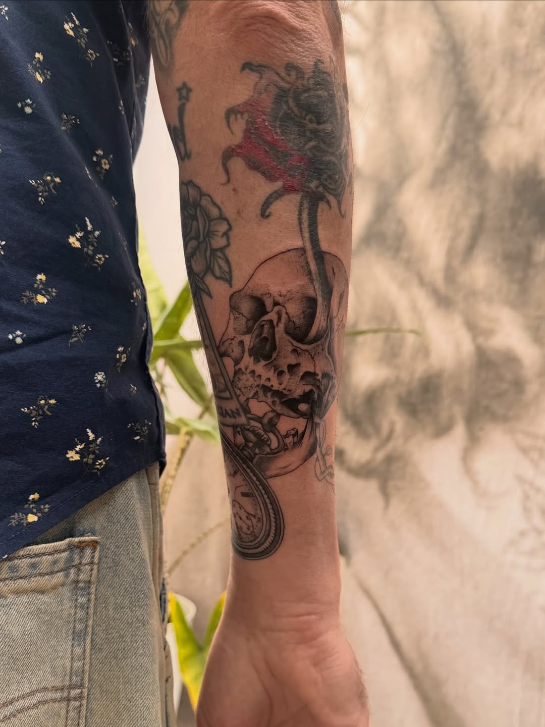 Tattoo by @sammmwch โ black_and_grey, illustrative