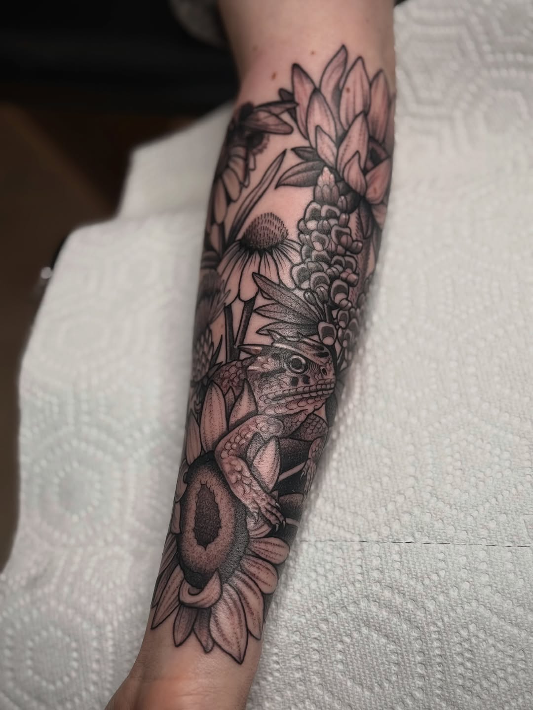 Tattoo by @sabotagedsiren — black_and_grey, illustrative