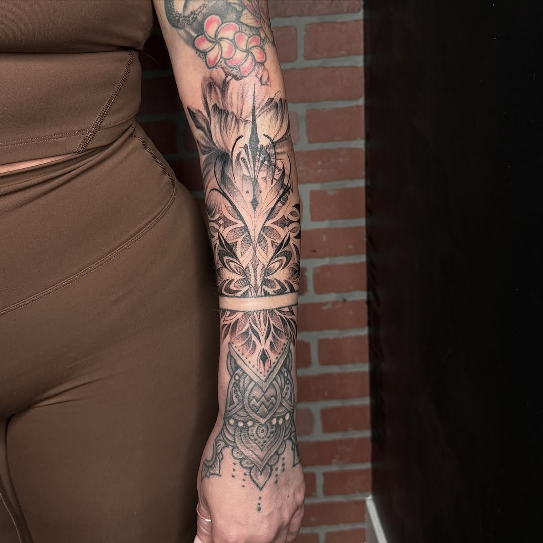 Tattoo by @jocelyntattoos โ ornamental, black_and_grey