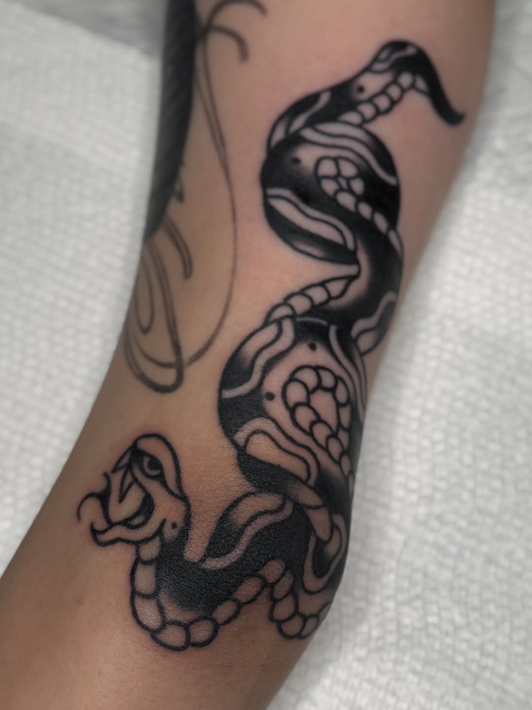 Tattoo by @sinistersparkleink โ american_traditional, blackwork