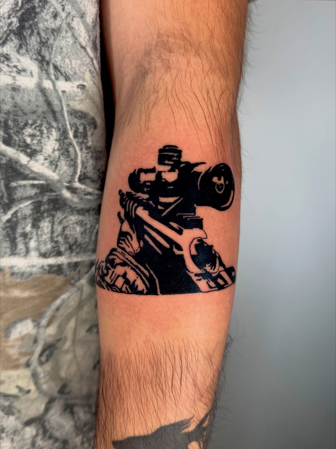 Tattoo by @newdullz_tattoo β blackwork, illustrative