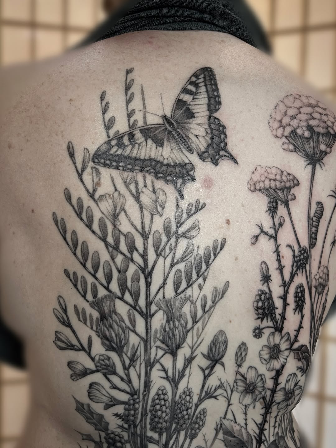 Tattoo by @takomanink — black_and_grey