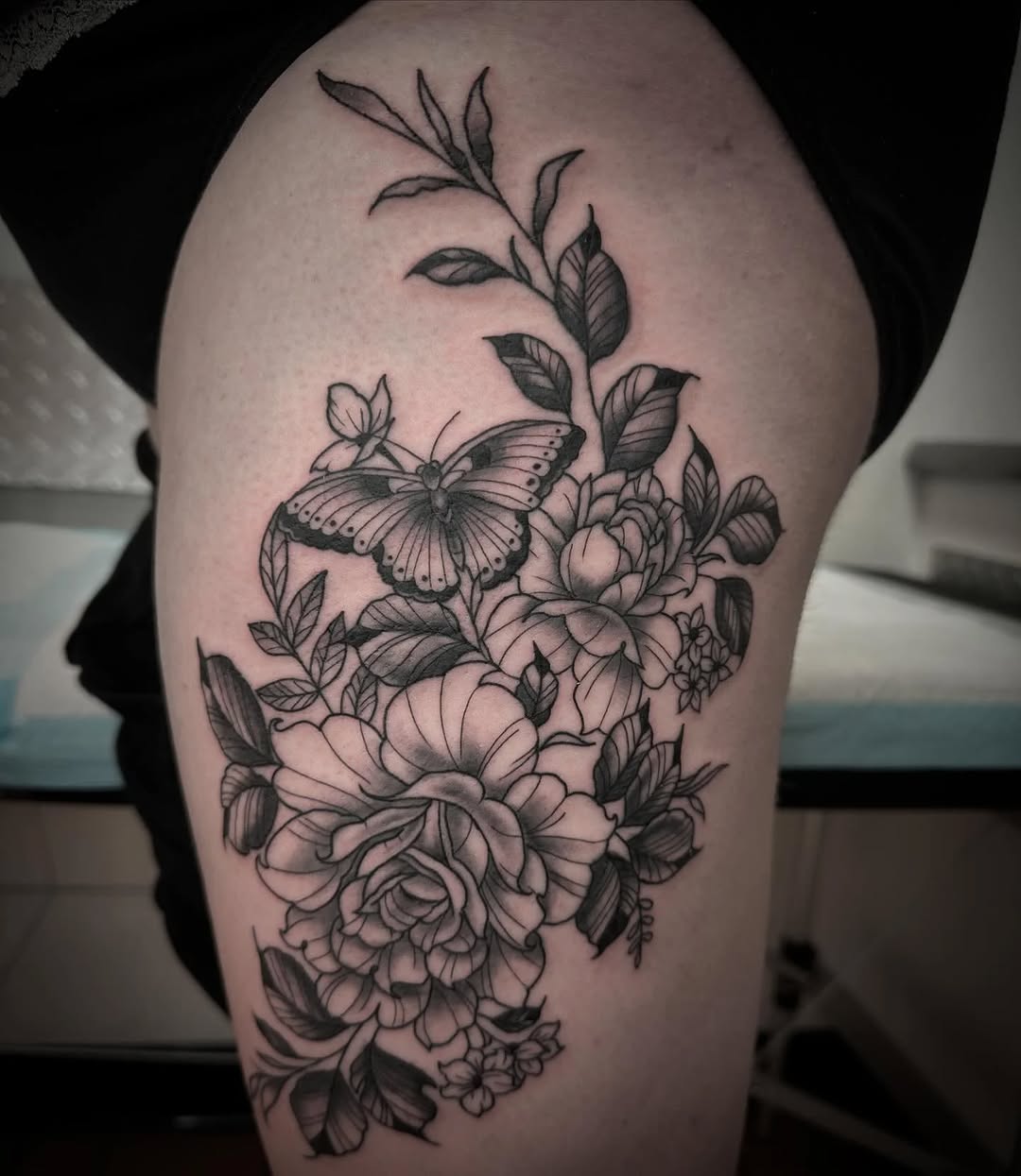 Tattoo by @murl_dietrich — black_and_grey, illustrative