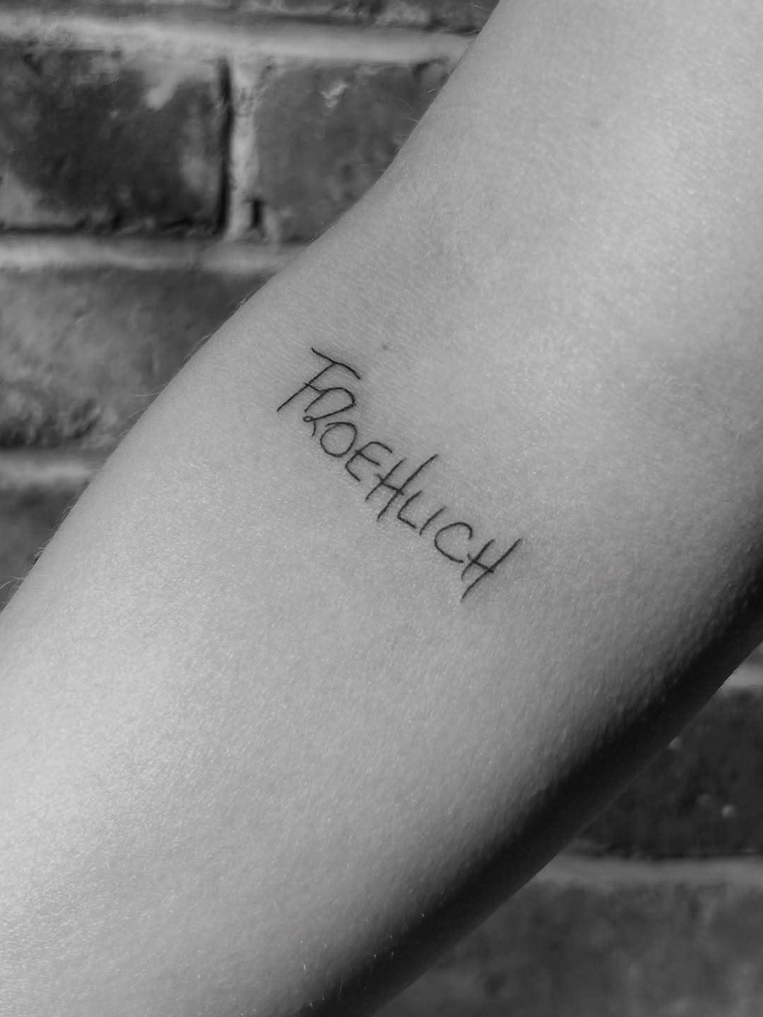 Tattoo by @n.libretti — fine_line, lettering_script