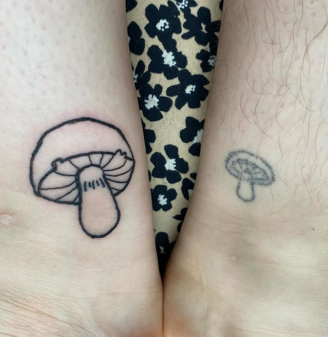 Tattoo by @ghostllietattoo — minimalist