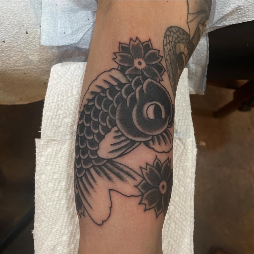 Tattoo by @lainyloutattoo — japanese_irezumi, black_and_grey