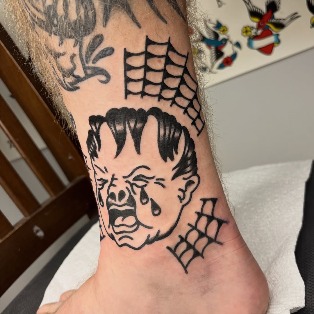Tattoo by @tattoobraedon โ american_traditional