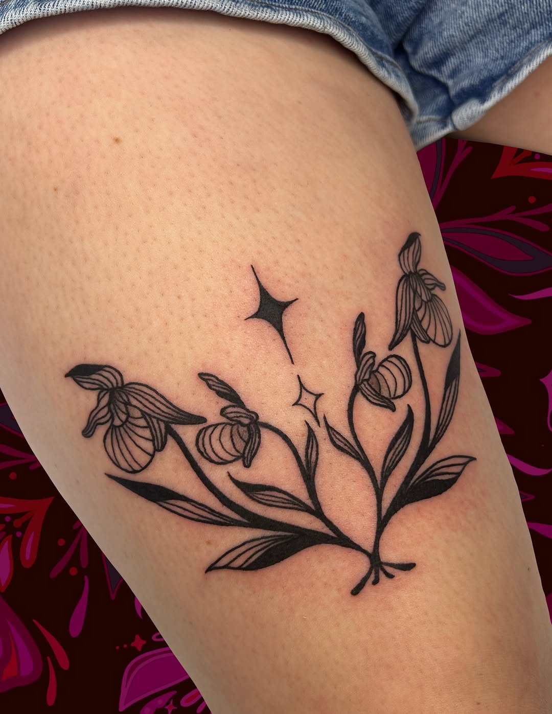 Tattoo by @honeybunnympls — illustrative, fine_line