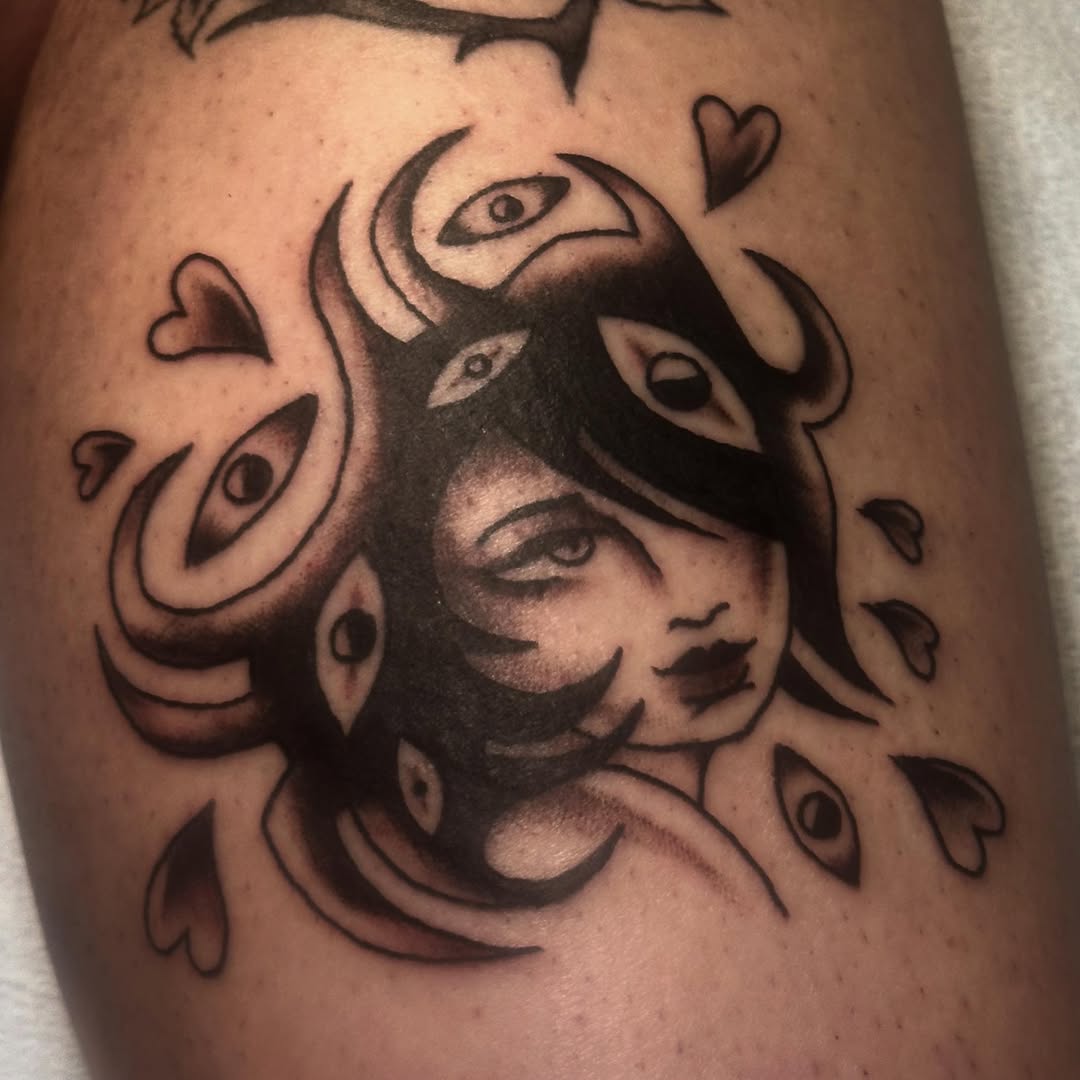 Tattoo by @uhmuh β blackwork