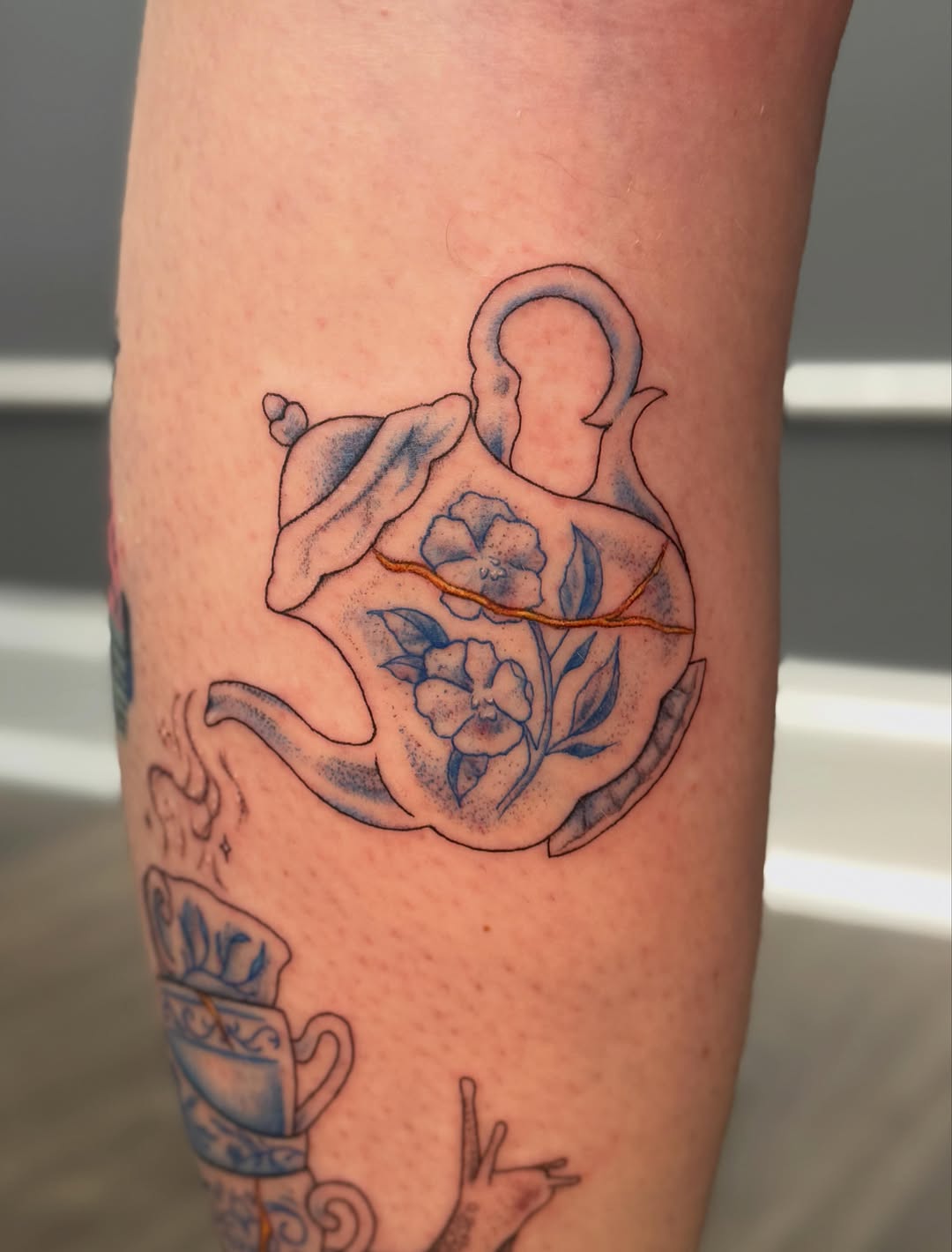 Tattoo by @figsandfossils — black_and_grey