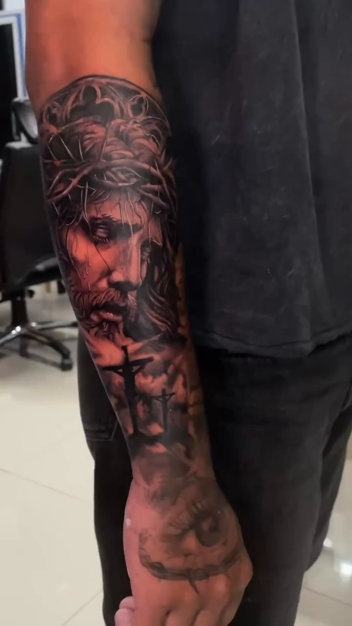 Tattoo by @el.ceko.romero — realism, black_and_grey