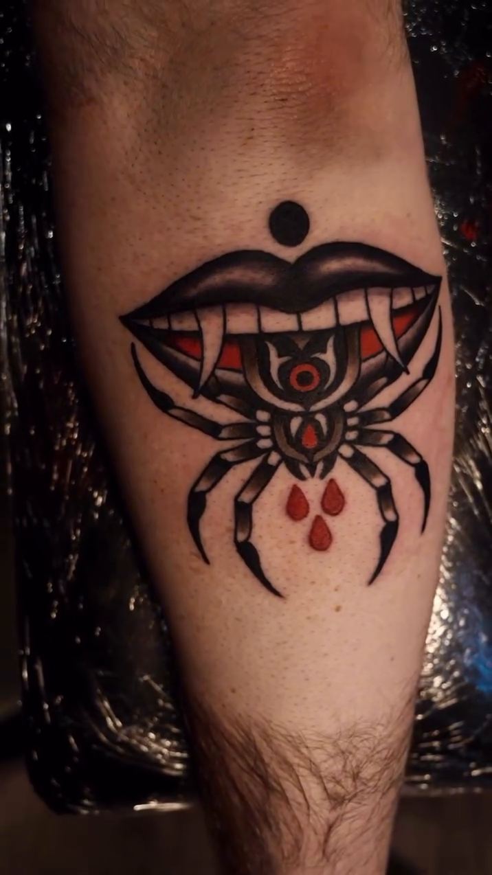 Tattoo by @bbrandonmurphyy — new_school