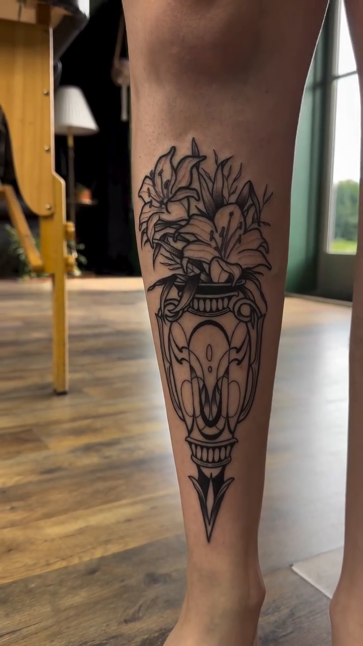 Tattoo by @waylenwaylen_ — blackwork, ornamental