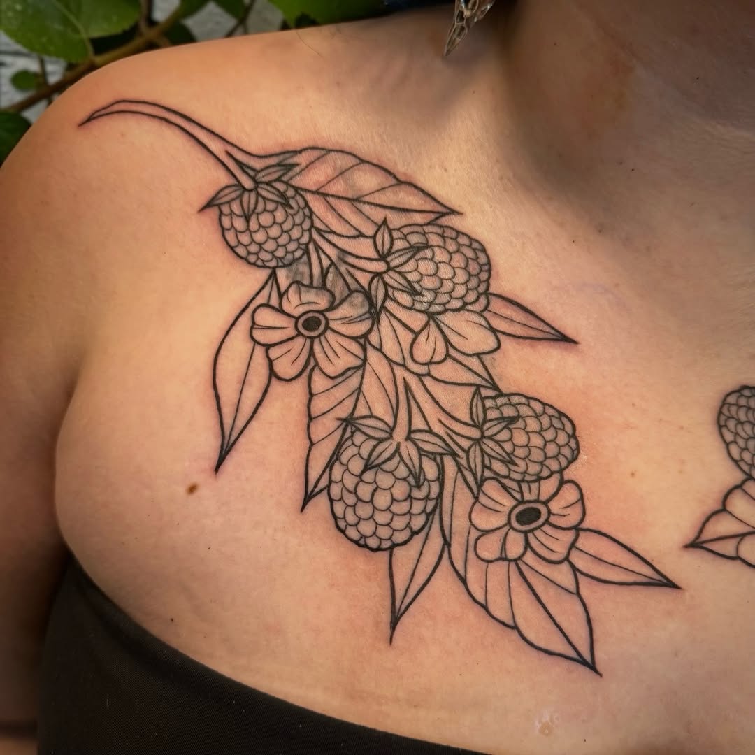 Tattoo by @daphnelovetattoo — fine_line