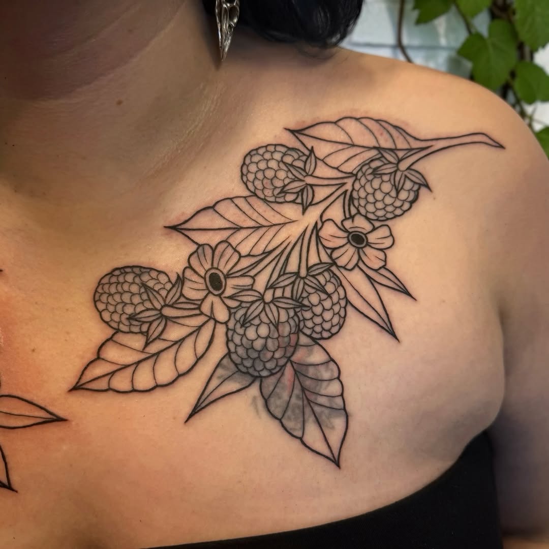 Tattoo by @daphnelovetattoo — fine_line, black_and_grey