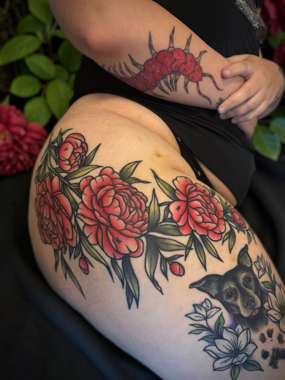 Tattoo by @daphnelovetattoo — american_traditional, realism
