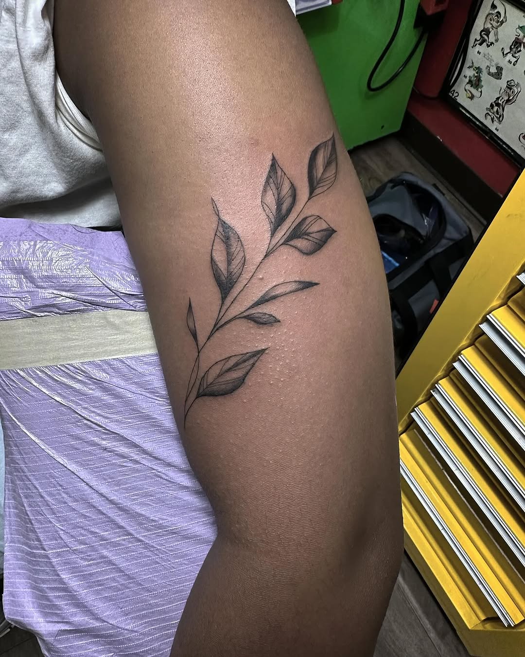 Tattoo by @rafaellubowitt — fine_line, illustrative