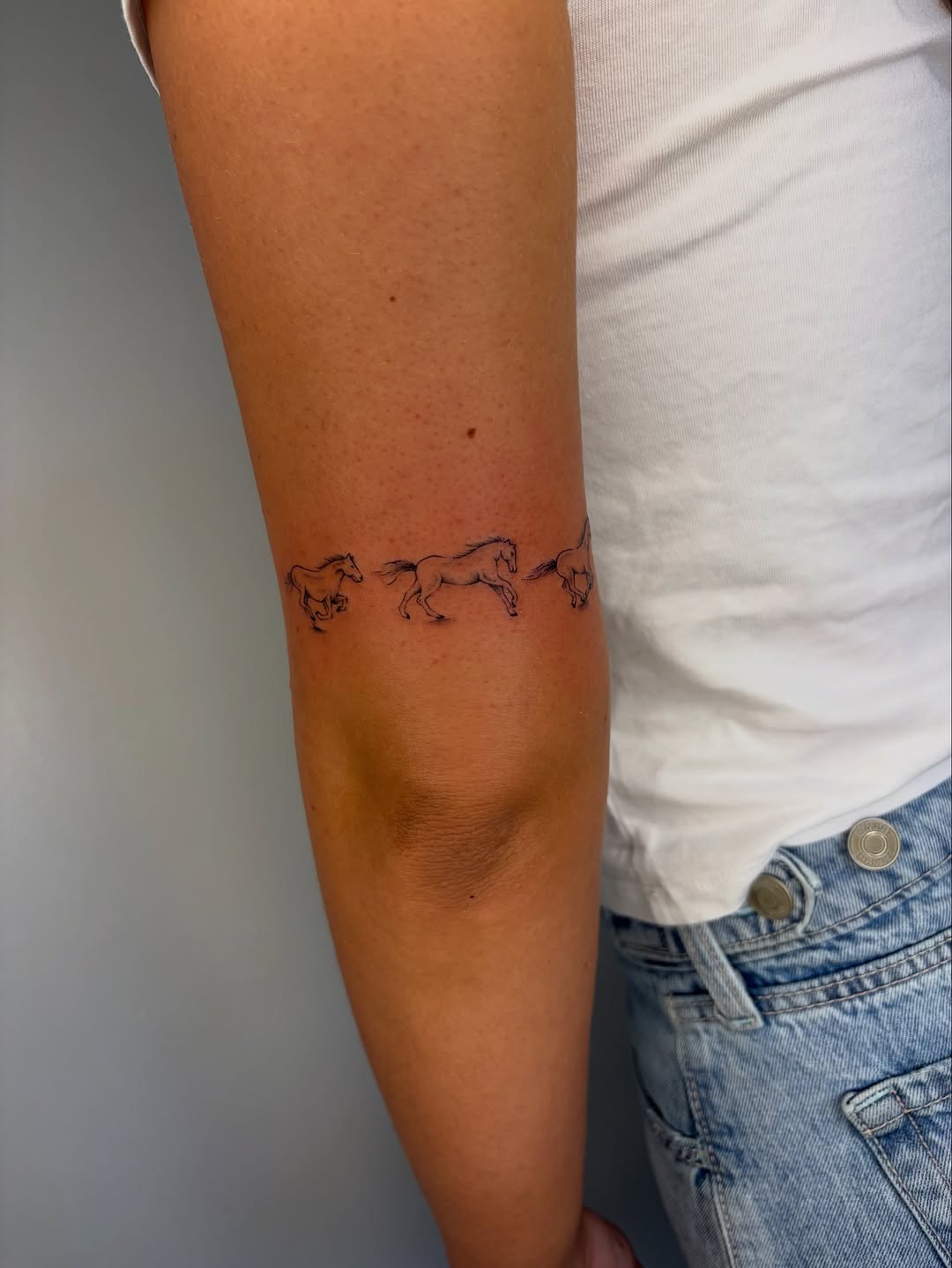 Tattoo by @marticia.tats — fine_line, illustrative
