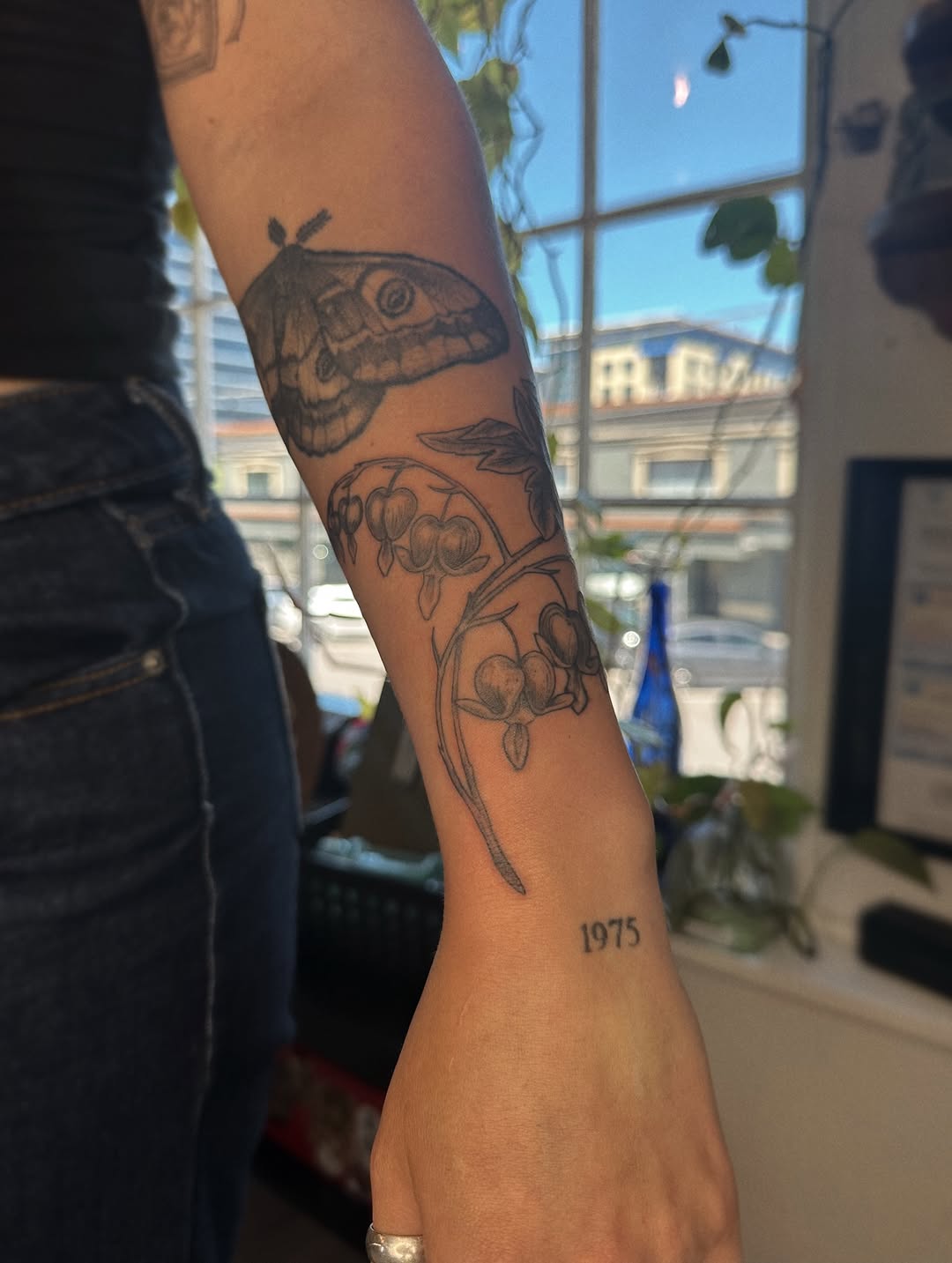 Tattoo by @obsidian_rabbit — black_and_grey, fine_line