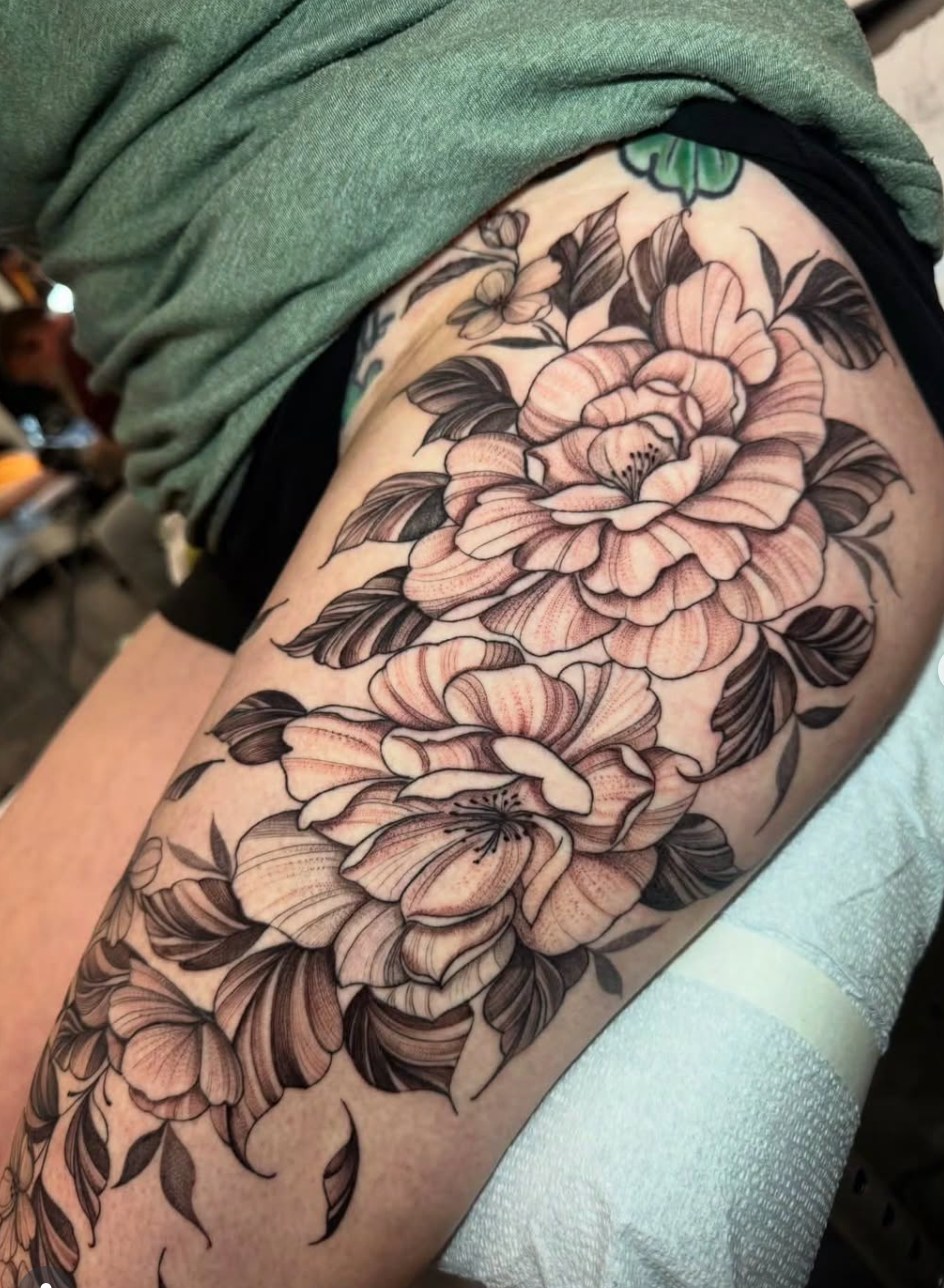 Tattoo by @paolainkart โ black_and_grey, realism