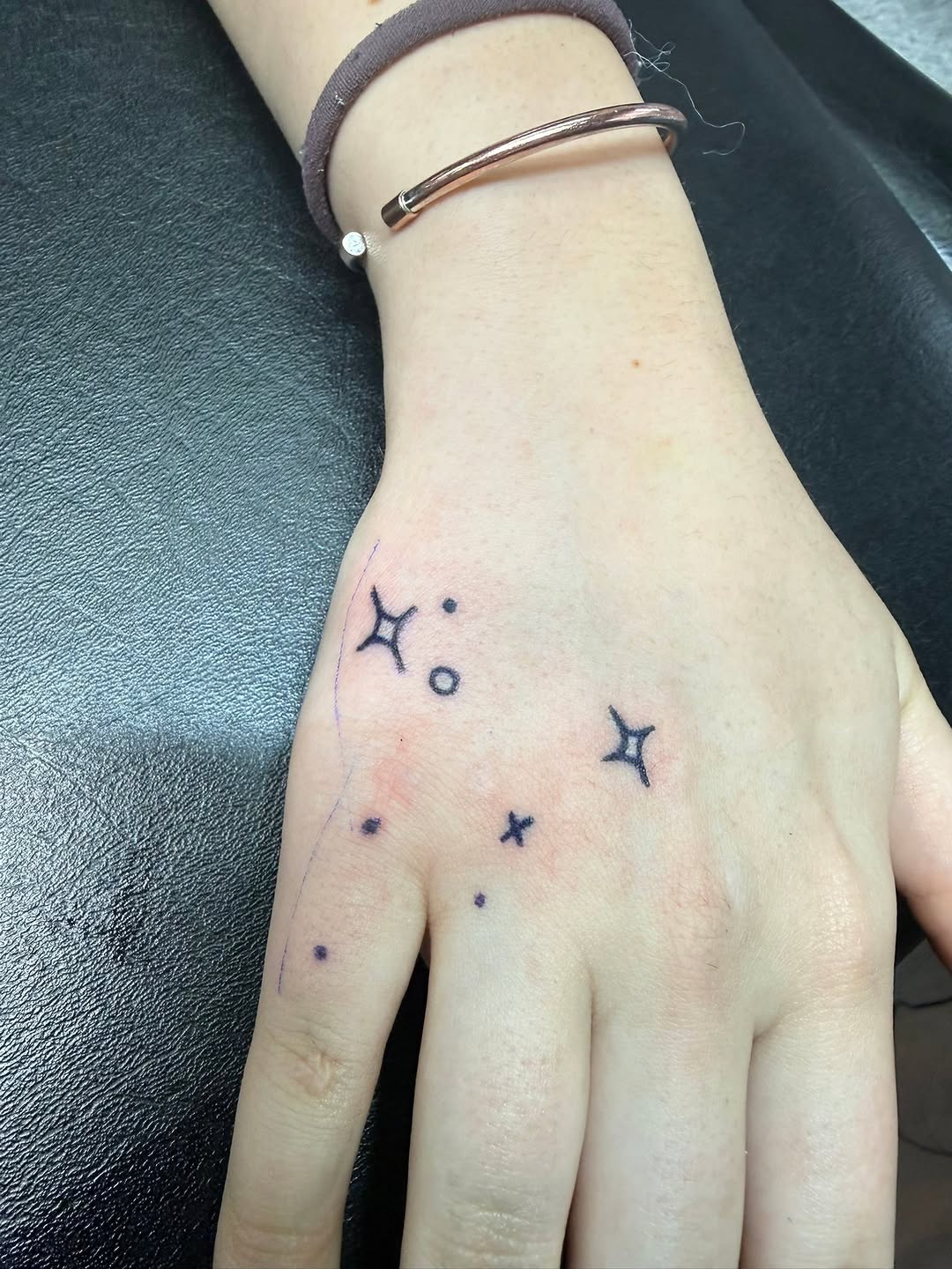 Tattoo by @lady_raven_tattoo — fine_line, minimalist
