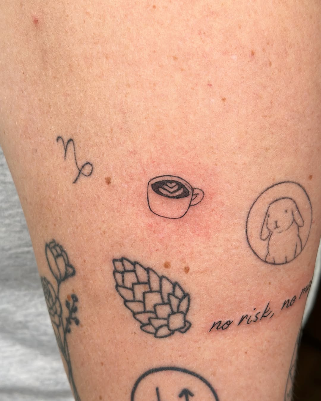 Tattoo by @novelinktattoo — fine_line, minimalist