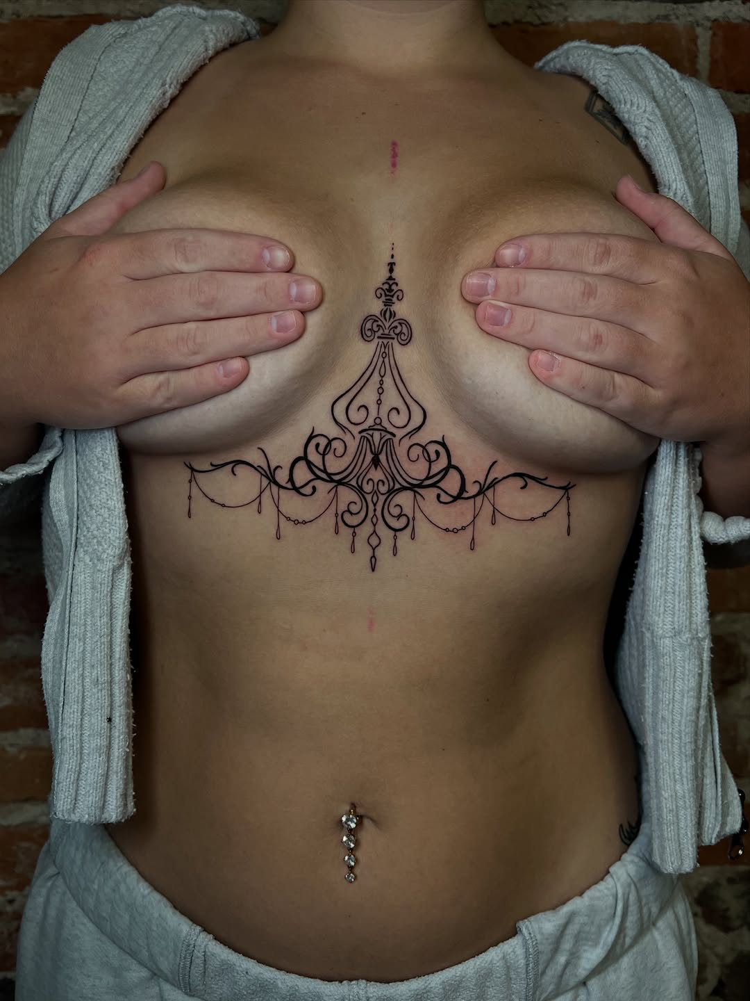 Tattoo by @uncomfycomfort โ fine_line, ornamental