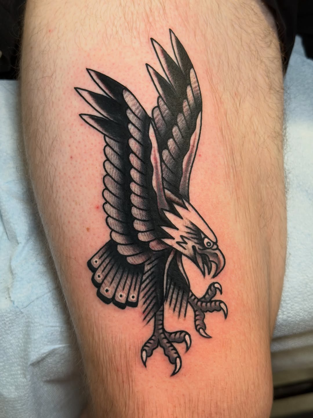 Tattoo by @brandonbeartattoos โ american_traditional