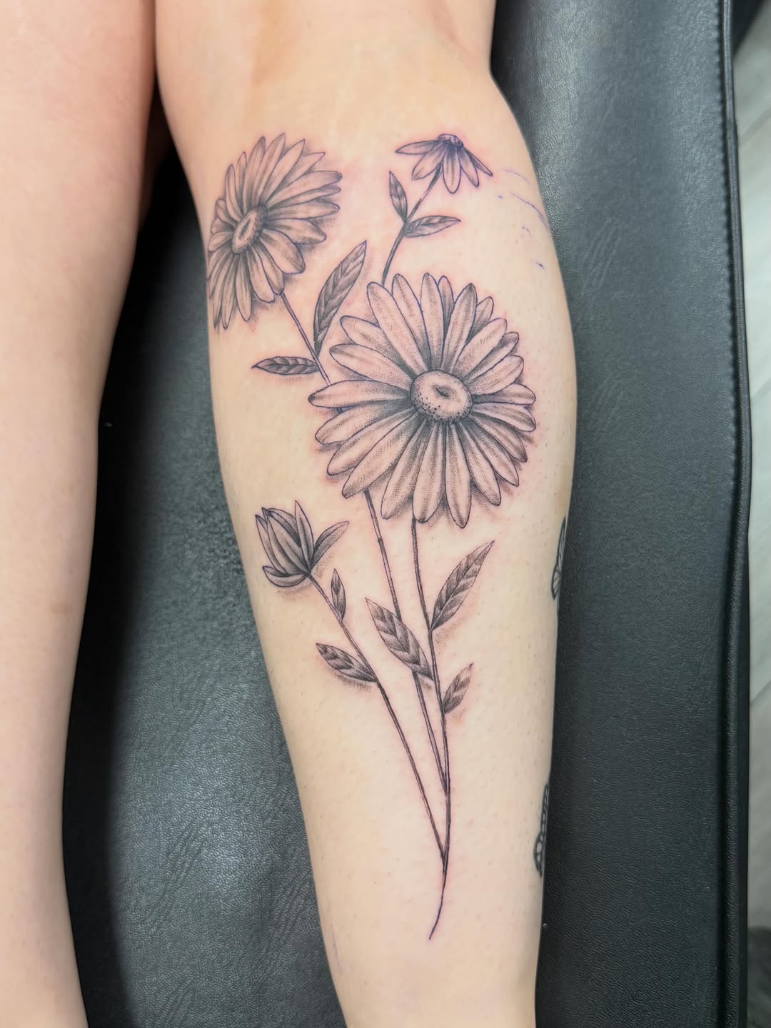 Tattoo by @twinkie.tattoos — fine_line
