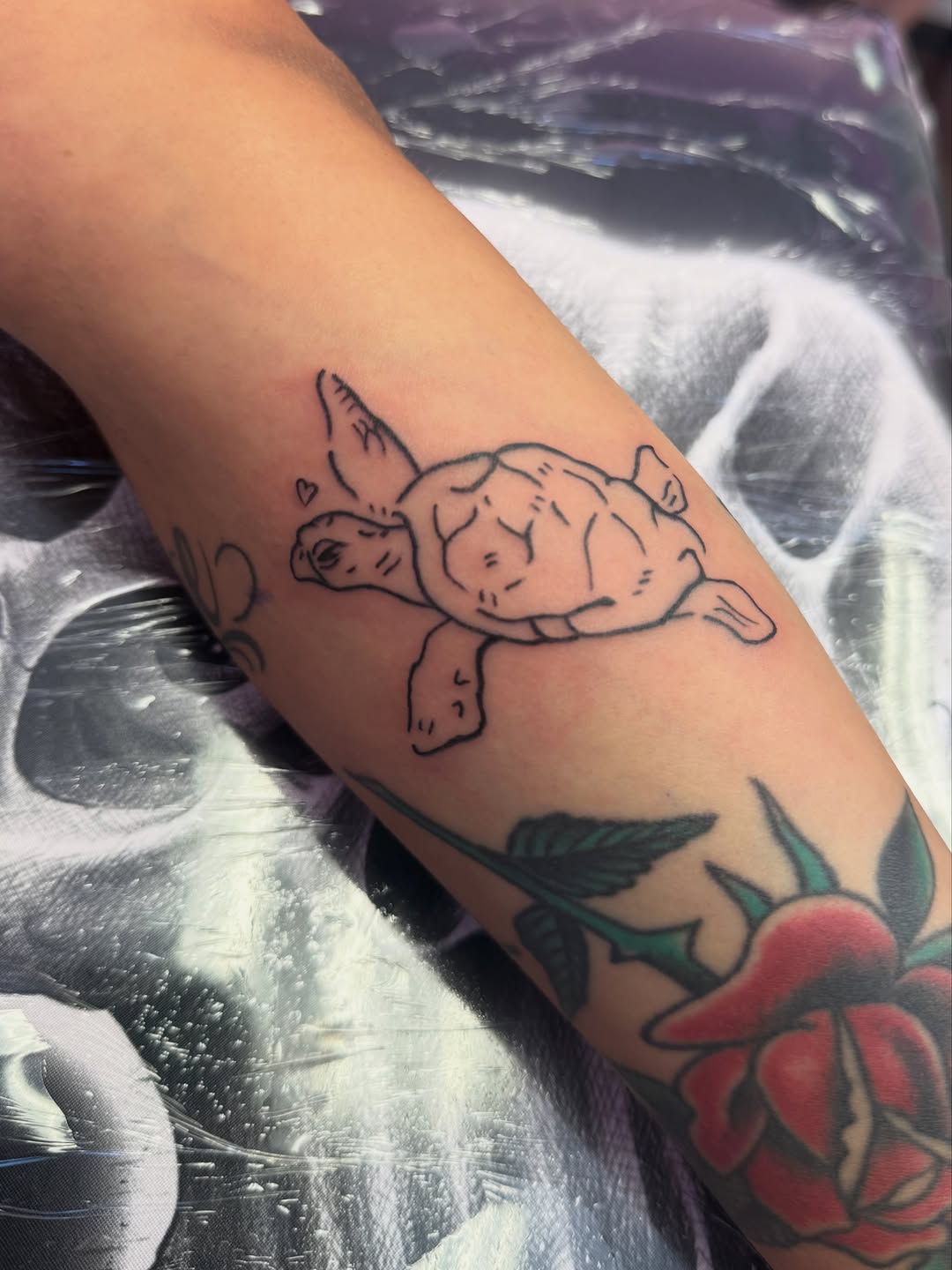 Tattoo by @xswaggy_lindseyx โ fine_line