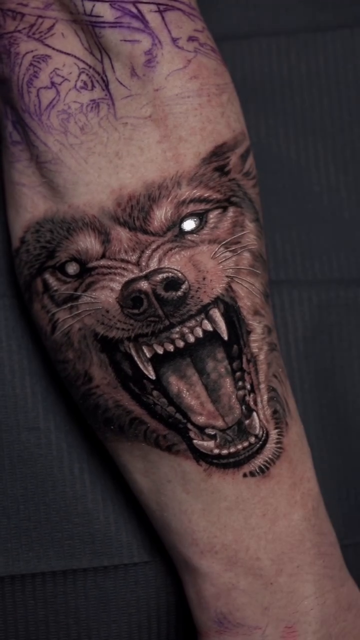 Tattoo by @jac_alonso — realism, black_and_grey