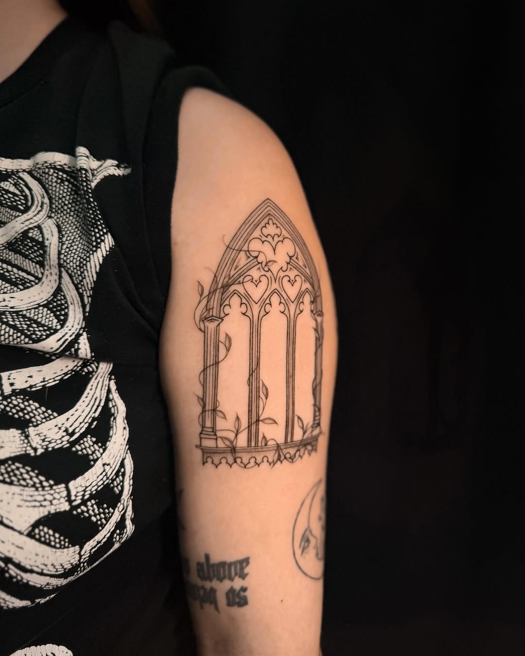 Tattoo by @inkedbyfrida โ illustrative, blackwork