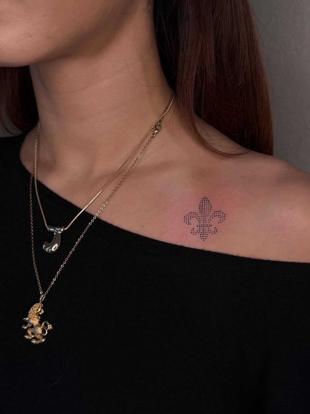 Tattoo by @midnight__mastermind — dotwork, minimalist