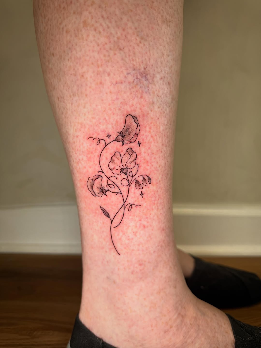 Tattoo by @etj_artistry — fine_line