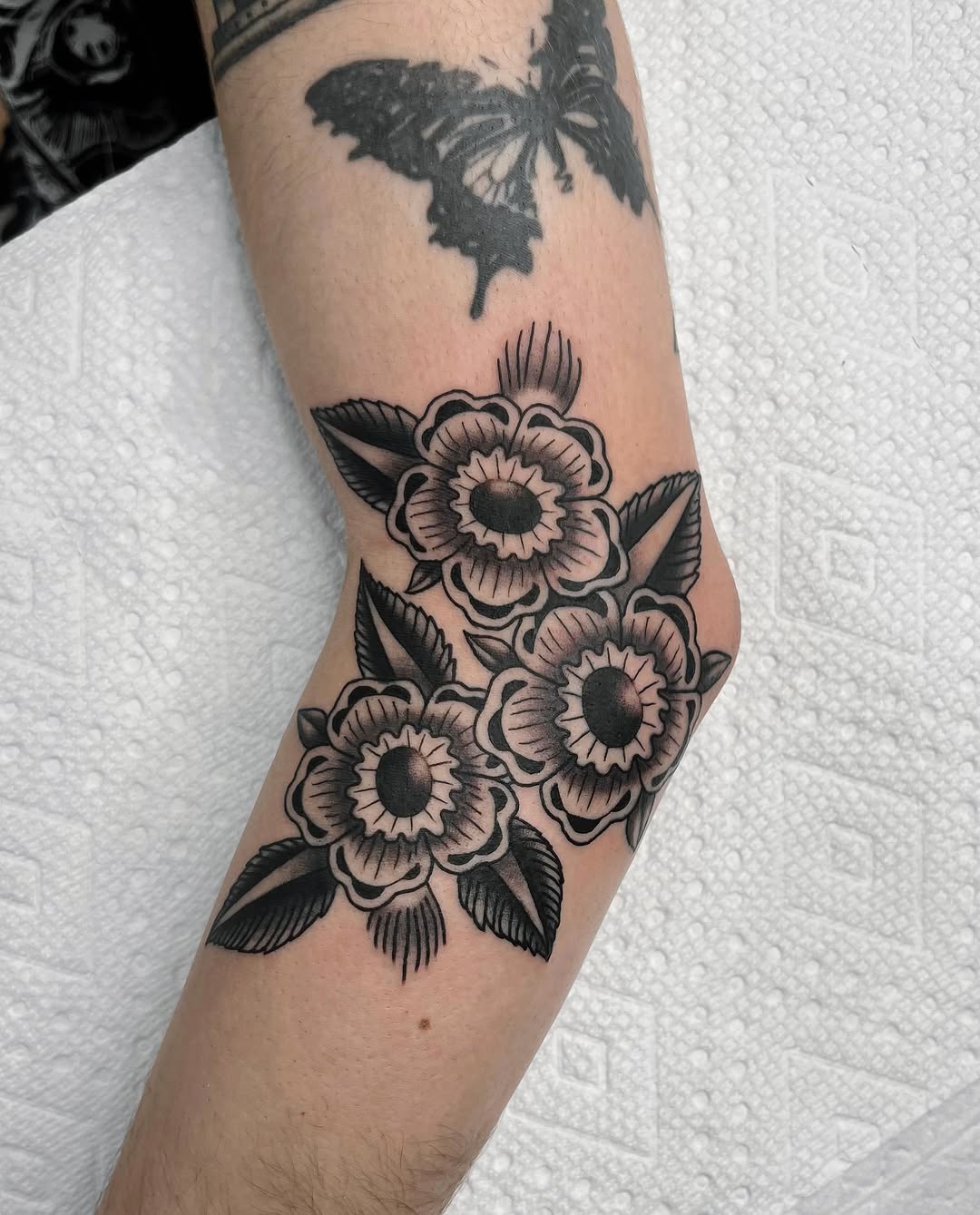 Tattoo by @dvdmndt β american_traditional, black_and_grey