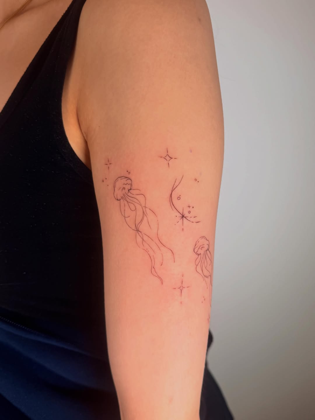 Tattoo by @sobi.tattoos — fine_line, minimalist