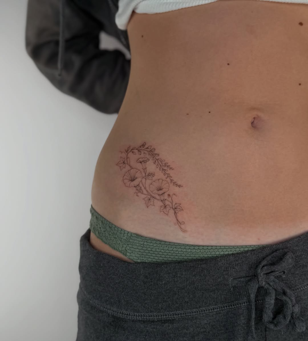 Tattoo by @petiteink_ — fine_line