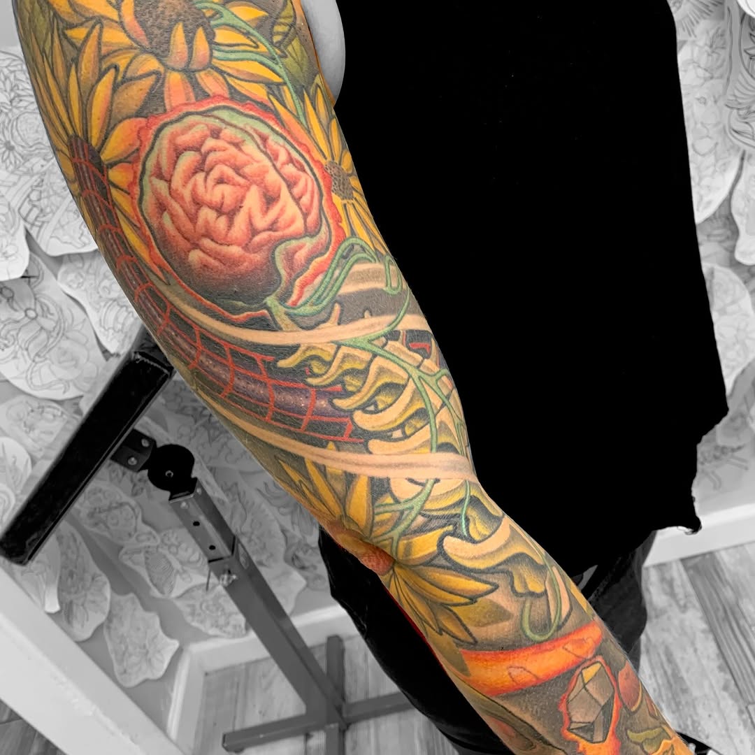 Tattoo by @alexrockoff โ trash_polka, realism