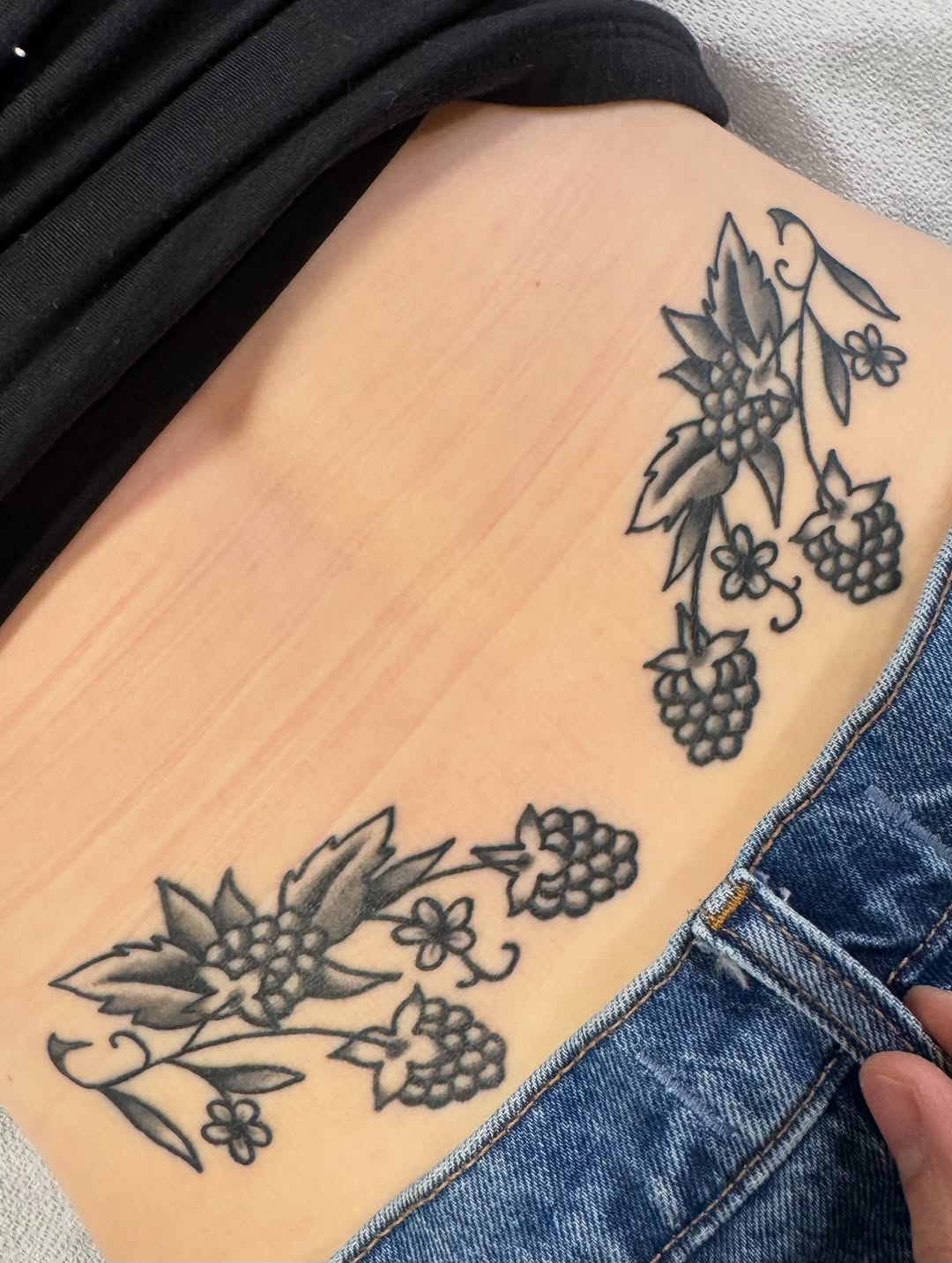 Tattoo by @notmikewilson โ black_and_grey, chicano