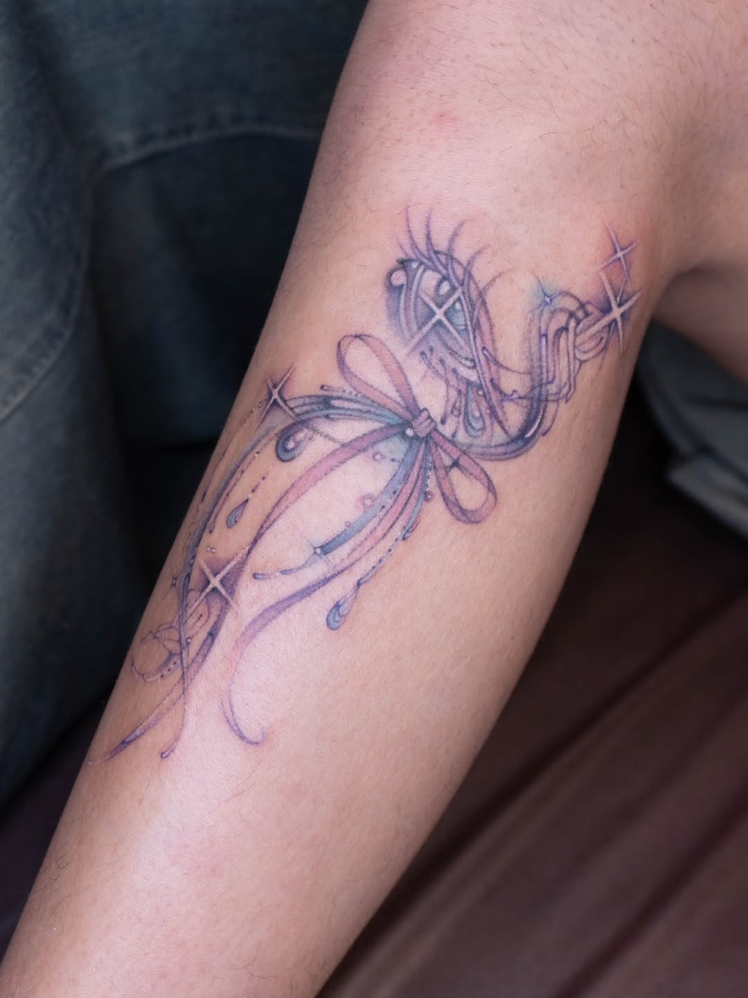 Tattoo by @gracillustrates — fine_line, watercolor