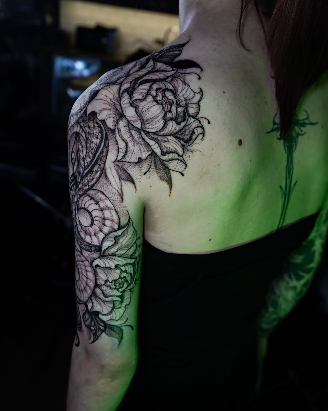 Tattoo by @evi_berry_falcon โ black_and_grey, dotwork