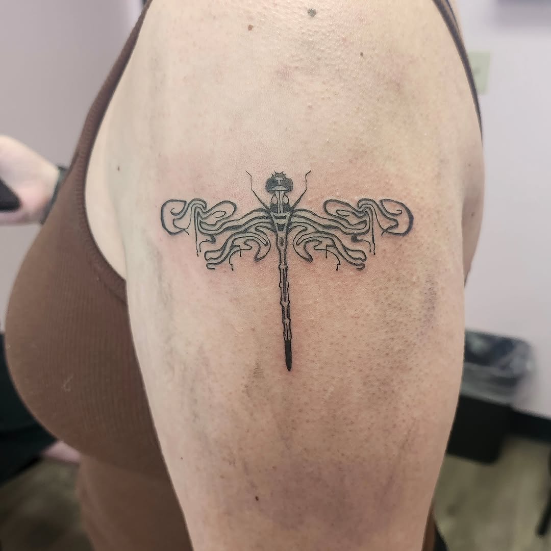 Tattoo by @merreart_007 β fine_line