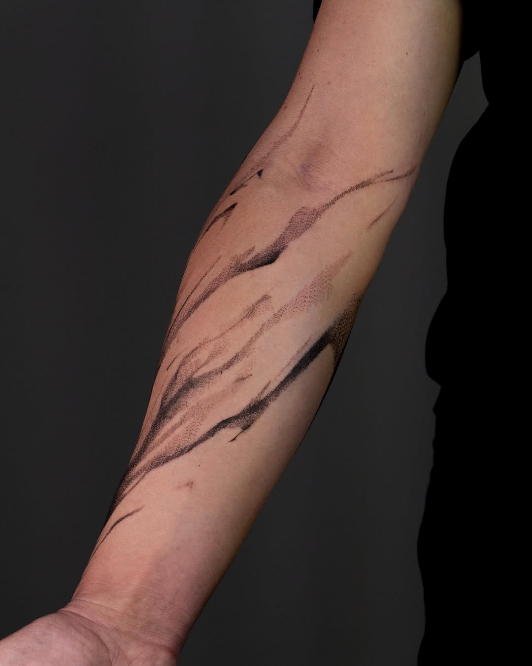 Tattoo by @pietromoleti — dotwork, blackwork