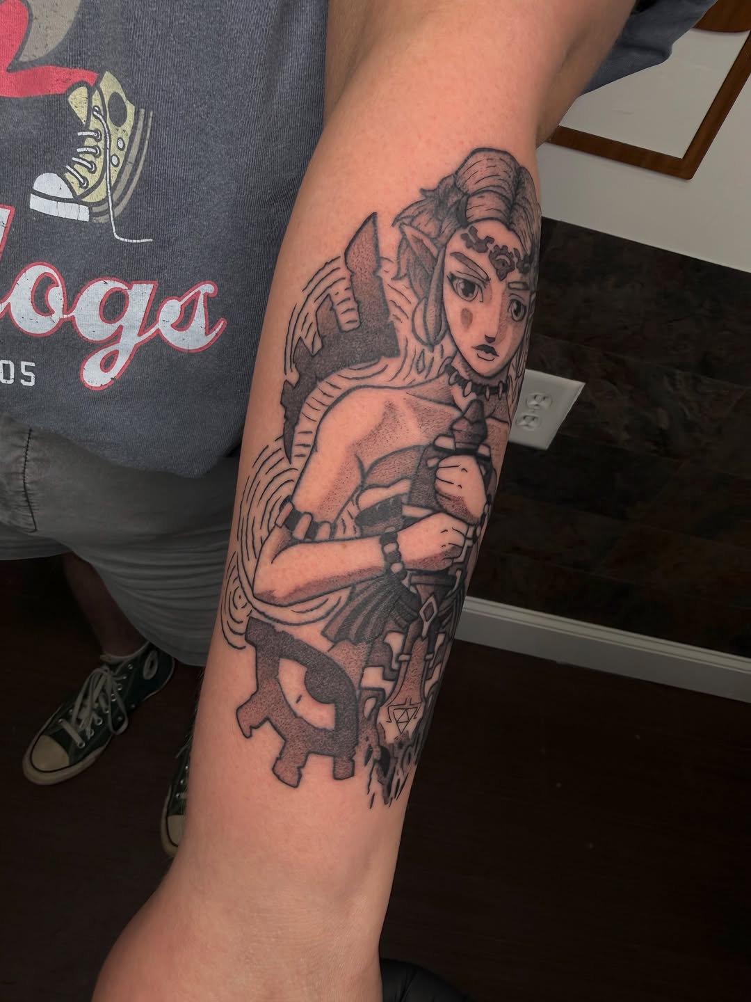 Tattoo by @munsterjamtattoos — black_and_grey